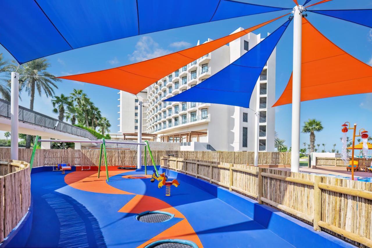 Ja Beach Hotel, Dubai Bagian luar foto Playground at the Atlantis Paradise Island